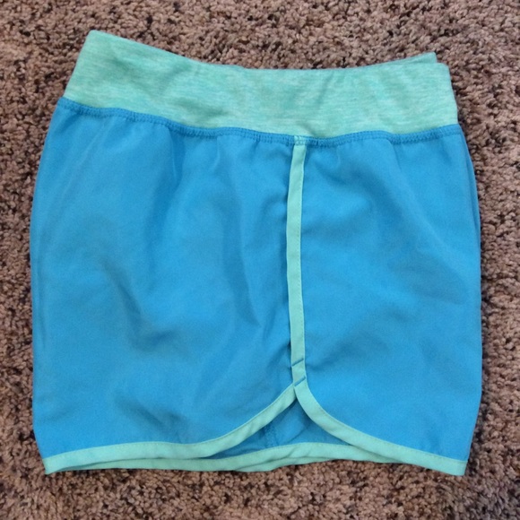Champion Girls Performance Running Shorts (Gift with Purchase) - Picture 5 of 8
